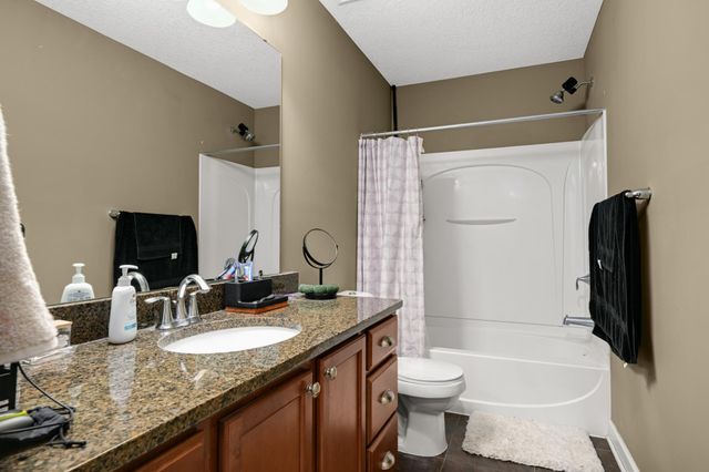 3437 Chestnut Lane, Eagan, MN 55123