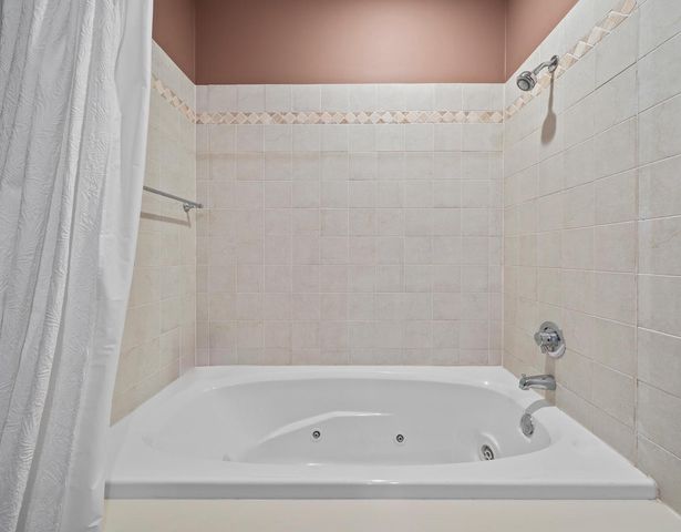 1775 Eagle DRIVE, Lake Geneva, WI 53147