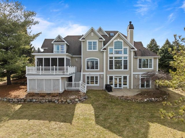 1775 Eagle DRIVE, Lake Geneva, WI 53147