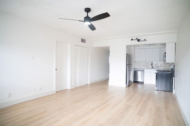 701 Pine Drive 107, Pompano Beach, FL 33060