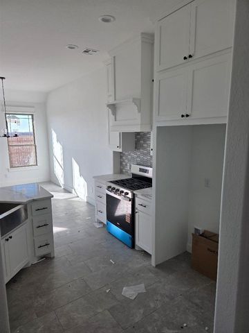 5873 NE Minnow Ln, Elgin, OK 73538