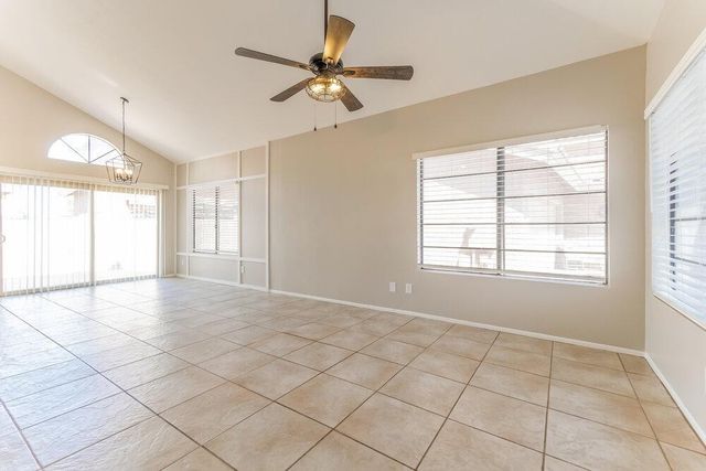 25 W Gary Avenue, Gilbert, AZ 85233