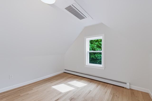 19 Charnock St 2, Beverly, MA 01915