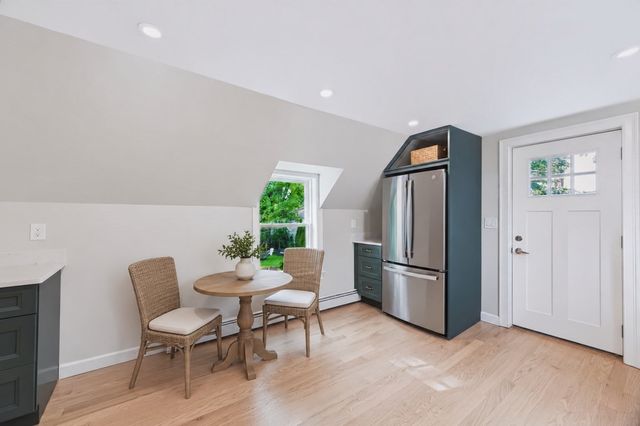 19 Charnock St 2, Beverly, MA 01915