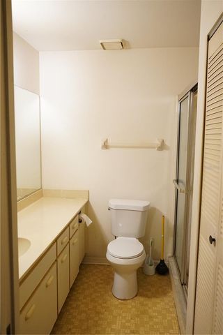 1760 ATRIUM DRIVE, Sun City Center, FL 33573