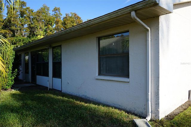 1760 ATRIUM DRIVE, Sun City Center, FL 33573