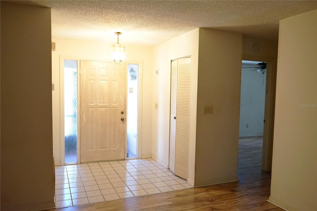 Image 3 of property listing at 1760 ATRIUM DRIVE, Sun City Center, FL 33573
