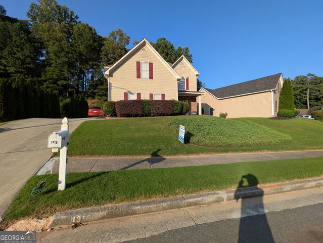 1918 Ascot Terrace NW, Acworth, GA 30102