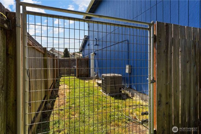 9317 160th Street Ct E, Puyallup, WA 98375