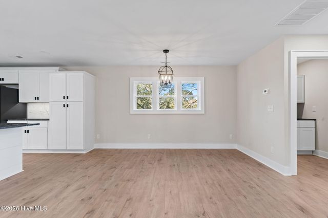 6869 Eastbrook Avenue SW, Ocean Isle Beach, NC 28469