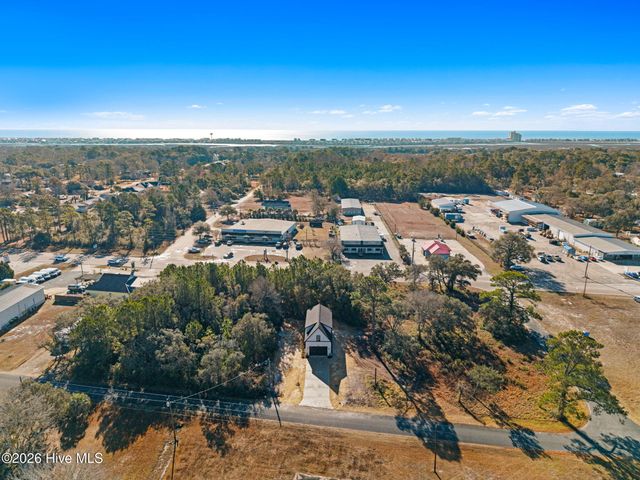 6869 Eastbrook Avenue SW, Ocean Isle Beach, NC 28469