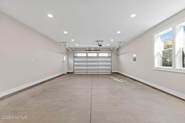 6869 Eastbrook Avenue SW, Ocean Isle Beach, NC 28469