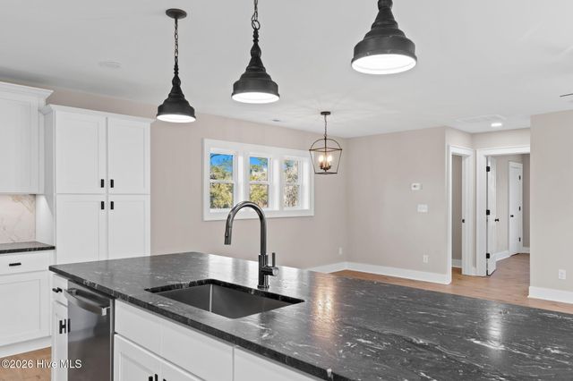 6869 Eastbrook Avenue SW, Ocean Isle Beach, NC 28469