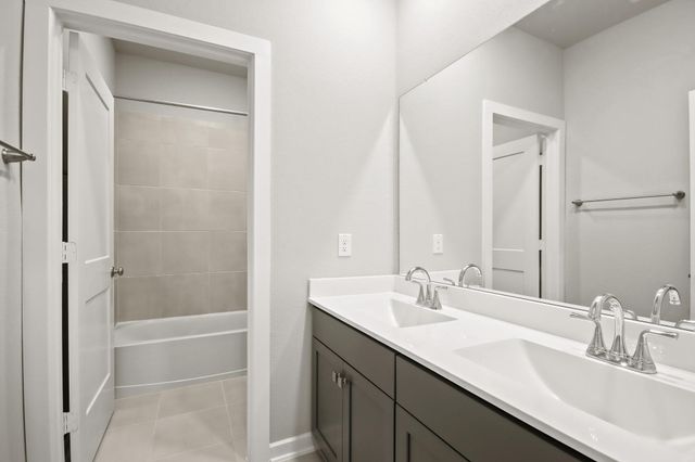 209 Flora Springs CV, Liberty Hill, TX 78642