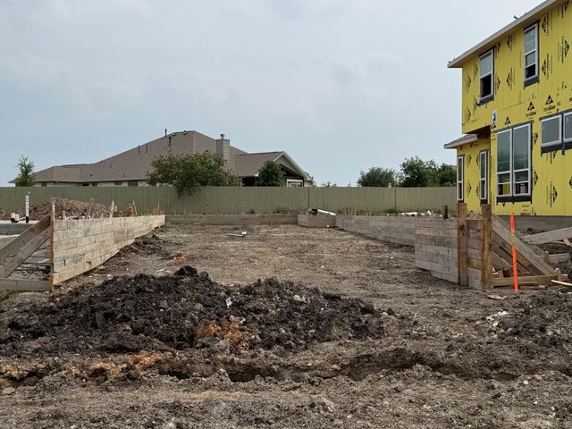 209 Flora Springs CV, Liberty Hill, TX 78642