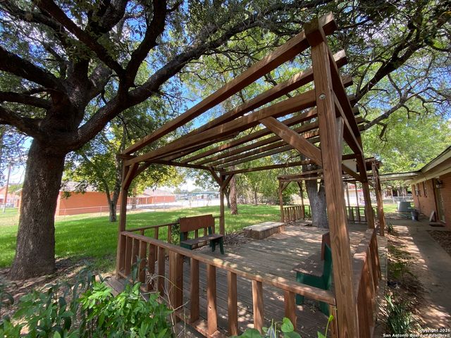 922 Wilshire, Pleasanton, TX 78064