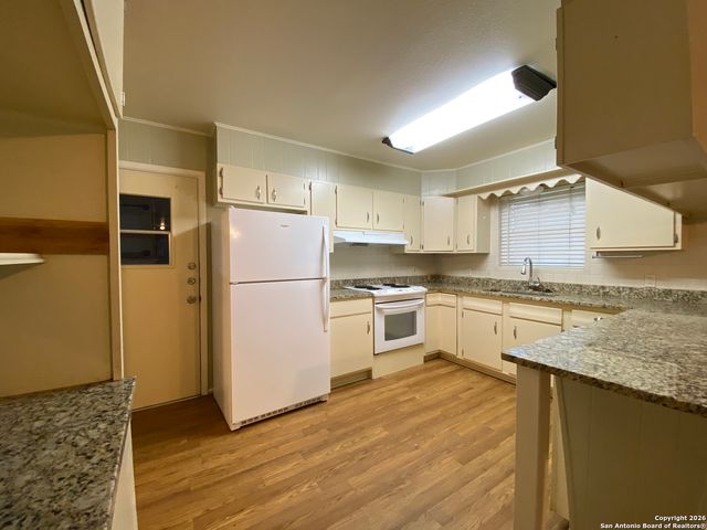 922 Wilshire, Pleasanton, TX 78064