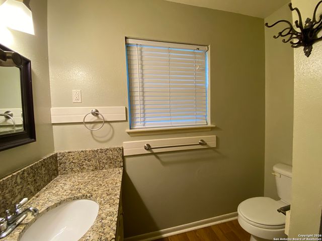 922 Wilshire, Pleasanton, TX 78064