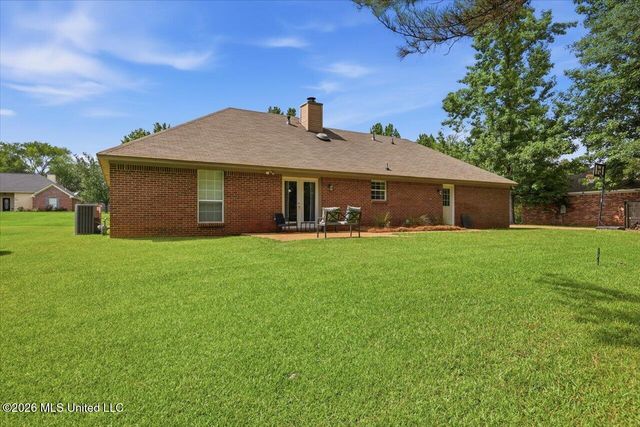 623 Southern Oaks Drive, Florence, MS 39073