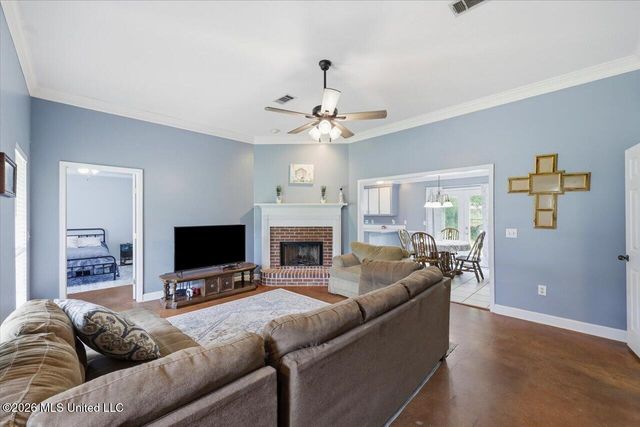 623 Southern Oaks Drive, Florence, MS 39073