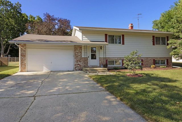 217 W Geneva STREET, Delavan, WI 53115