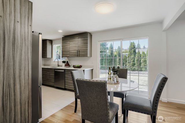 14379 104th Avenue NE, Kirkland, WA 98034