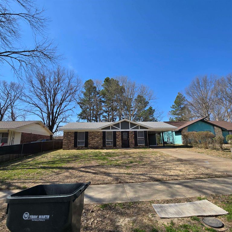 5387 CORNSTALK DR, Unincorporated, TN 38127