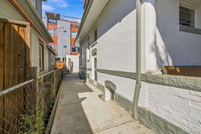 805 W 9th Avenue, Denver, CO 80204