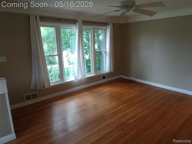 28448 Brush Street, Madison Heights, MI 48071