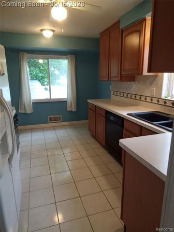 28448 Brush Street, Madison Heights, MI 48071
