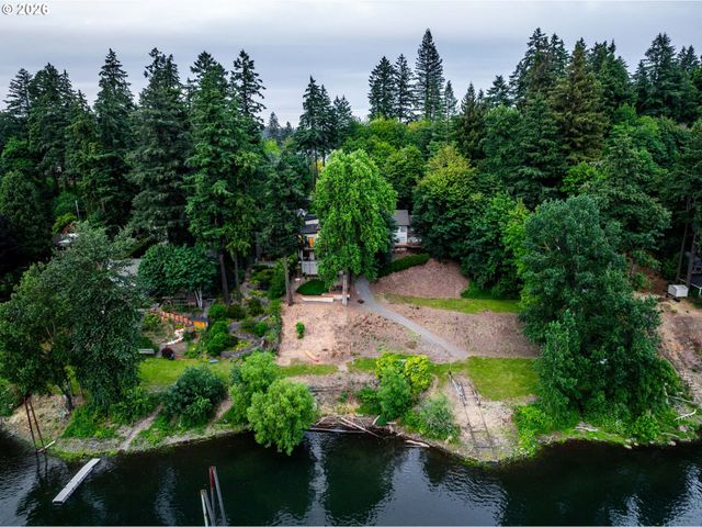 18494 Se WILLAMETTE Dr, Milwaukie, OR 97267