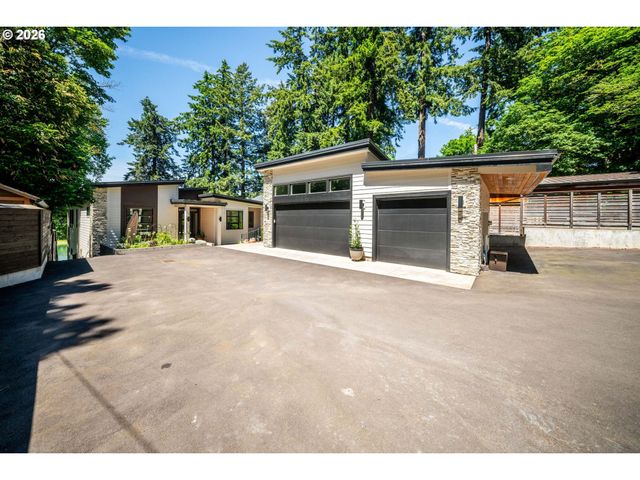 18494 Se WILLAMETTE Dr, Milwaukie, OR 97267