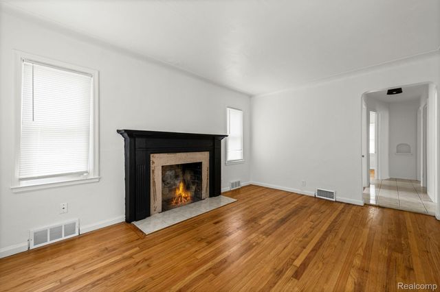 11594 Rossiter Street, Detroit, MI 48224