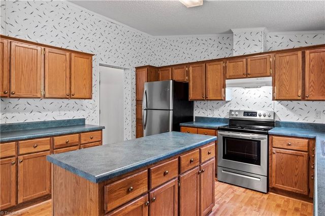 103 Forest Drive, King, NC 27021