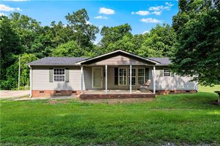 103 Forest Drive, King, NC 27021
