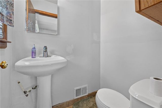 1601 N 81ST Terrace, Kansas City, KS 66112