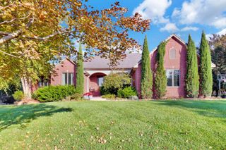 9 N Stagecoach Ct, Wichita, KS 67230