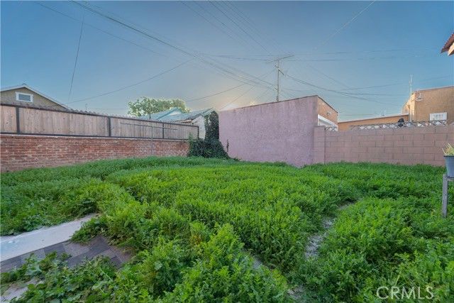 1706 W 65th Place, Los Angeles, CA 90047