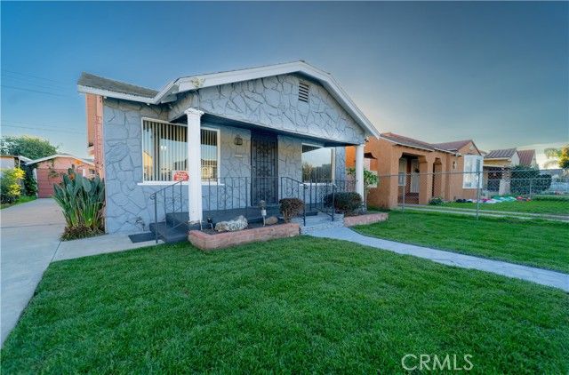 1706 W 65th Place, Los Angeles, CA 90047