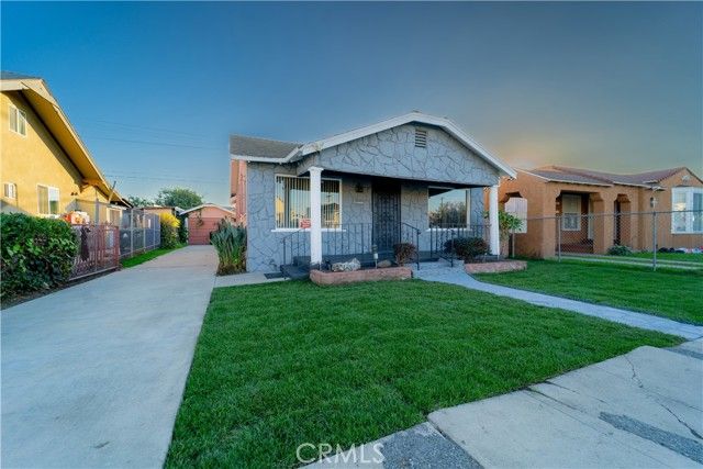 1706 W 65th Place, Los Angeles, CA 90047