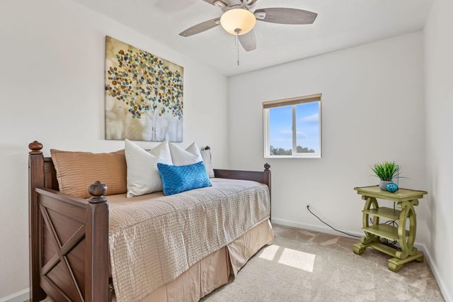 30 Tierra Monte Drive NE, Albuquerque, NM 87122