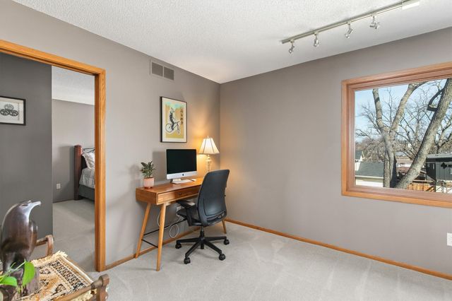 6414 Northwest Drive, Windsor Heights, IA 50324