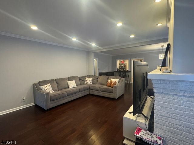 835 Dixie Ln, Plainfield City, NJ 07062