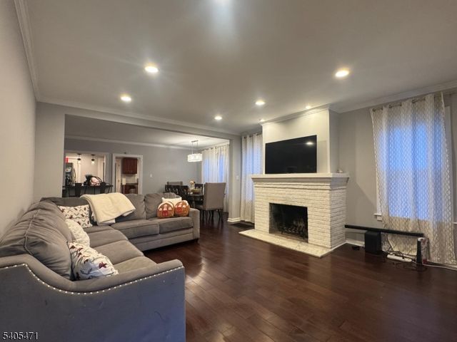 835 Dixie Ln, Plainfield City, NJ 07062