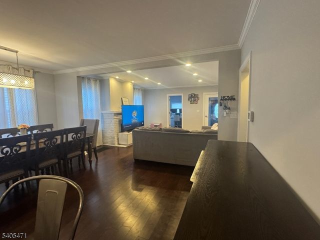 835 Dixie Ln, Plainfield City, NJ 07062