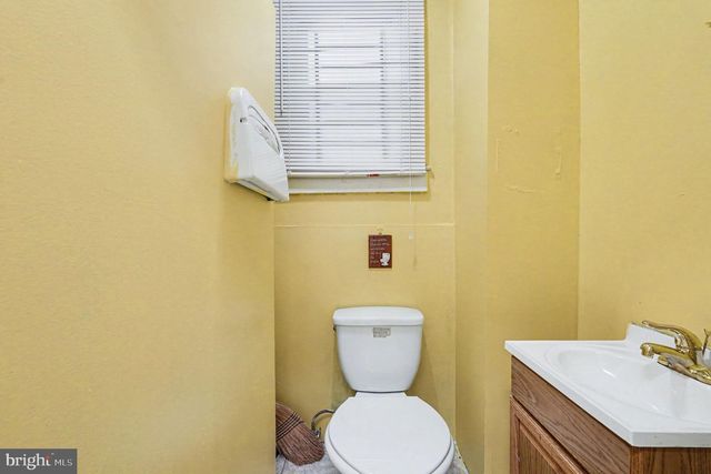 2106 N SMALLWOOD ST, Baltimore, MD 21216