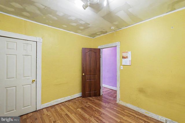2106 N SMALLWOOD ST, Baltimore, MD 21216