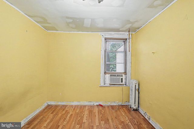 2106 N SMALLWOOD ST, Baltimore, MD 21216