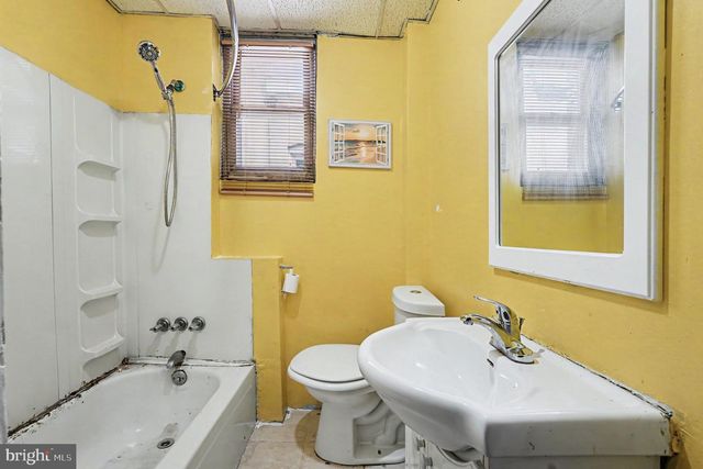2106 N SMALLWOOD ST, Baltimore, MD 21216