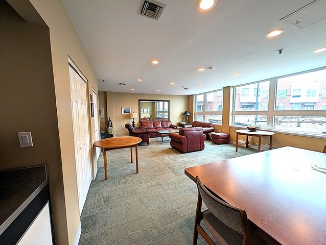 154 Lynnway 401, Lynn, MA 01902